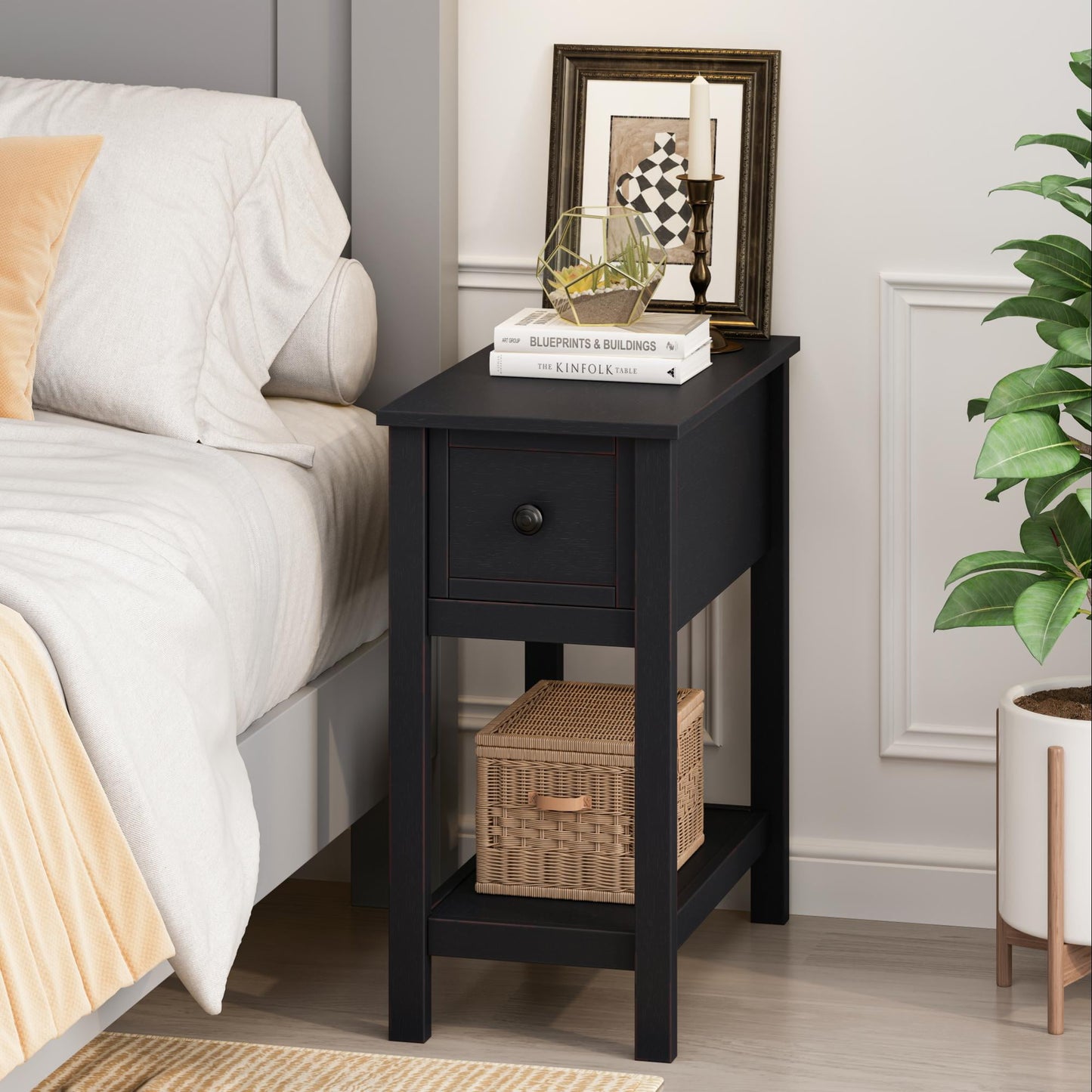 Mesa Estrecha Que Ahorra Espacio con 1 Cajón y 1 Estante Fijo, Acabado en Chapa Marrón Oscuro, Perfecta Como Mesa Auxiliar para Sala de Estar O Mesita de Noche para Dormitorio