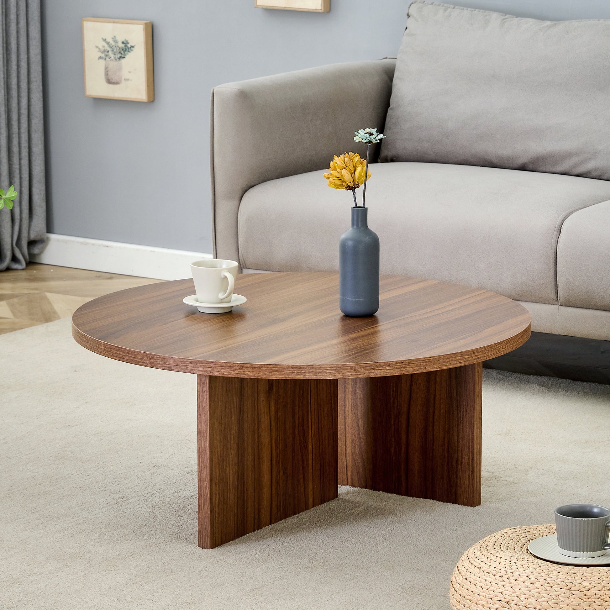 MDF Black Round Coffee Table for Various Interior Styles, Exhibiting Modern Minimalism and Nordic Charm, with Product Dimensions of 31.5*31.5*13.98 Inches