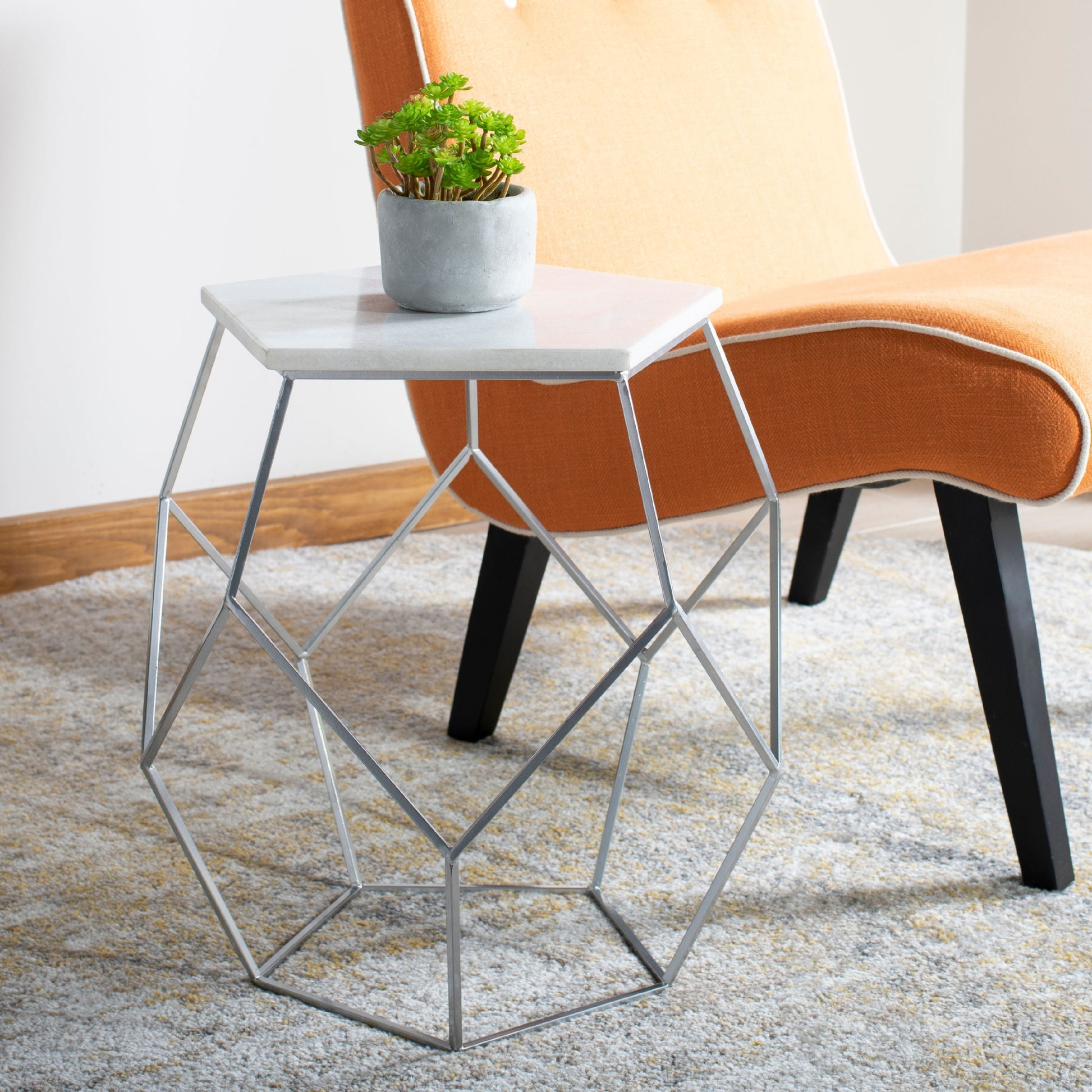 SAFAVIEH Modern Pentagon 18 in. H Glam Marble Top Side Table, Silver/White